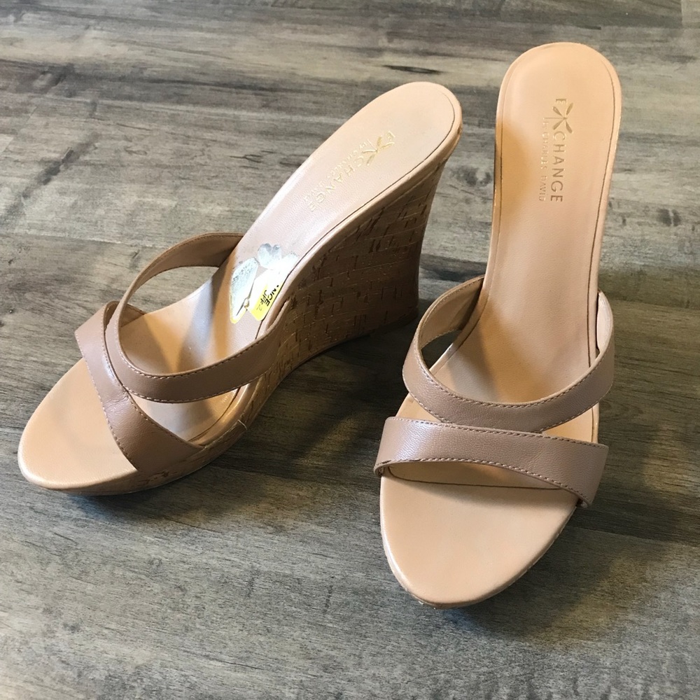 Exchange by Charles David Nude Wedges